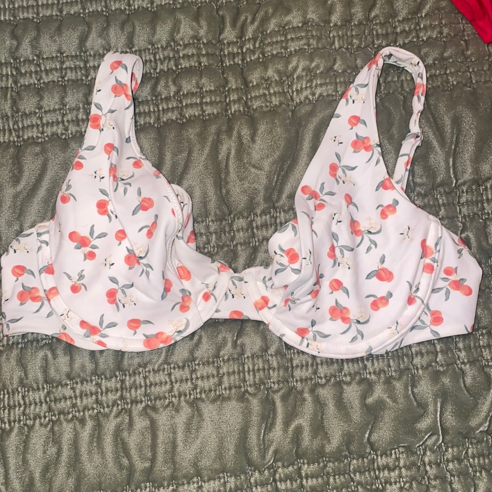 Peaches Bikini Top